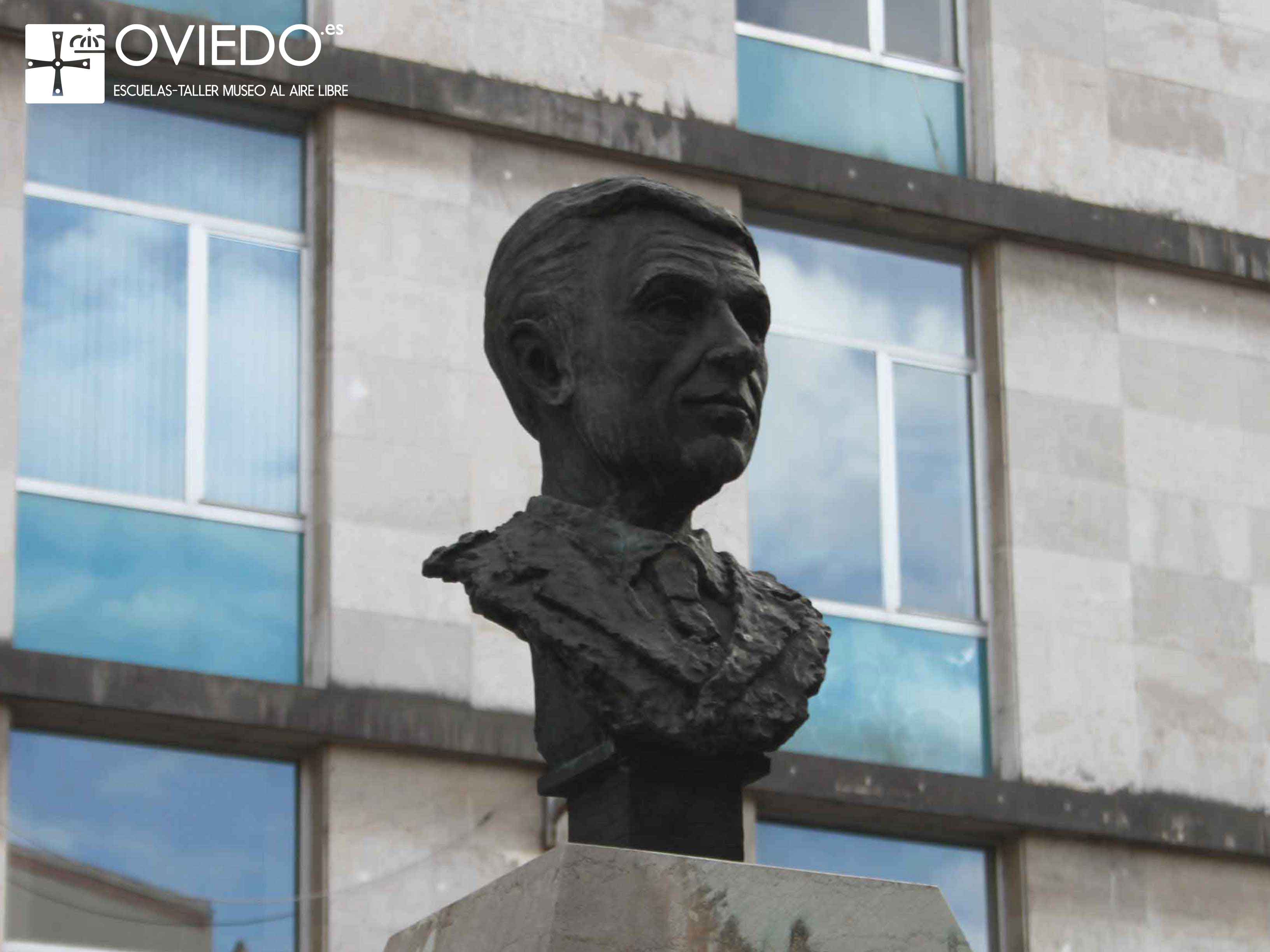 Escultura Francisco Pintado de Fe